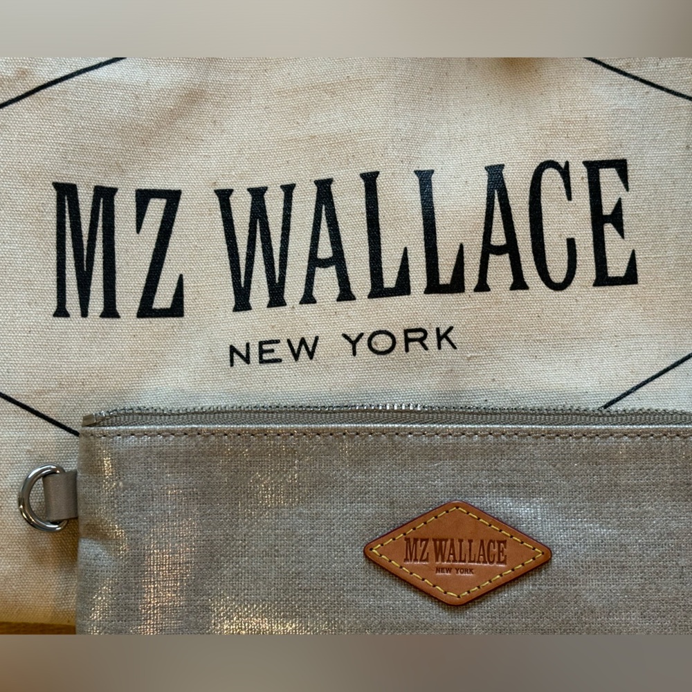 NWT. MZ WALLACE LIZZY Bag-variety of wears - Picture 4 of 5